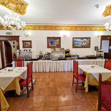 Euro Hotel Iglesias Eksteriør billede