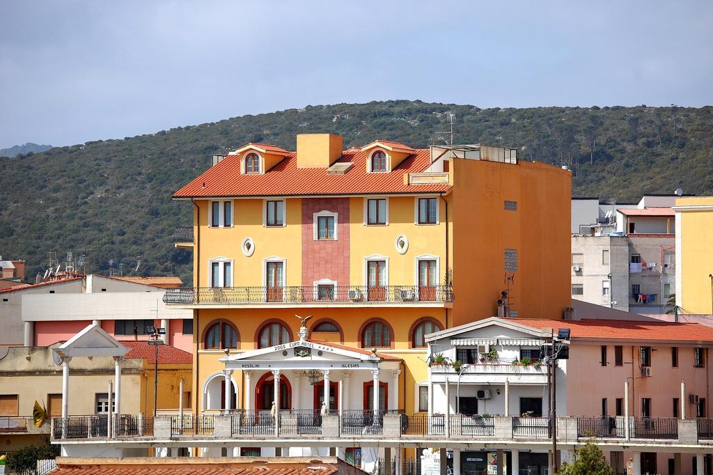 Euro Hotel Iglesias Eksteriør billede