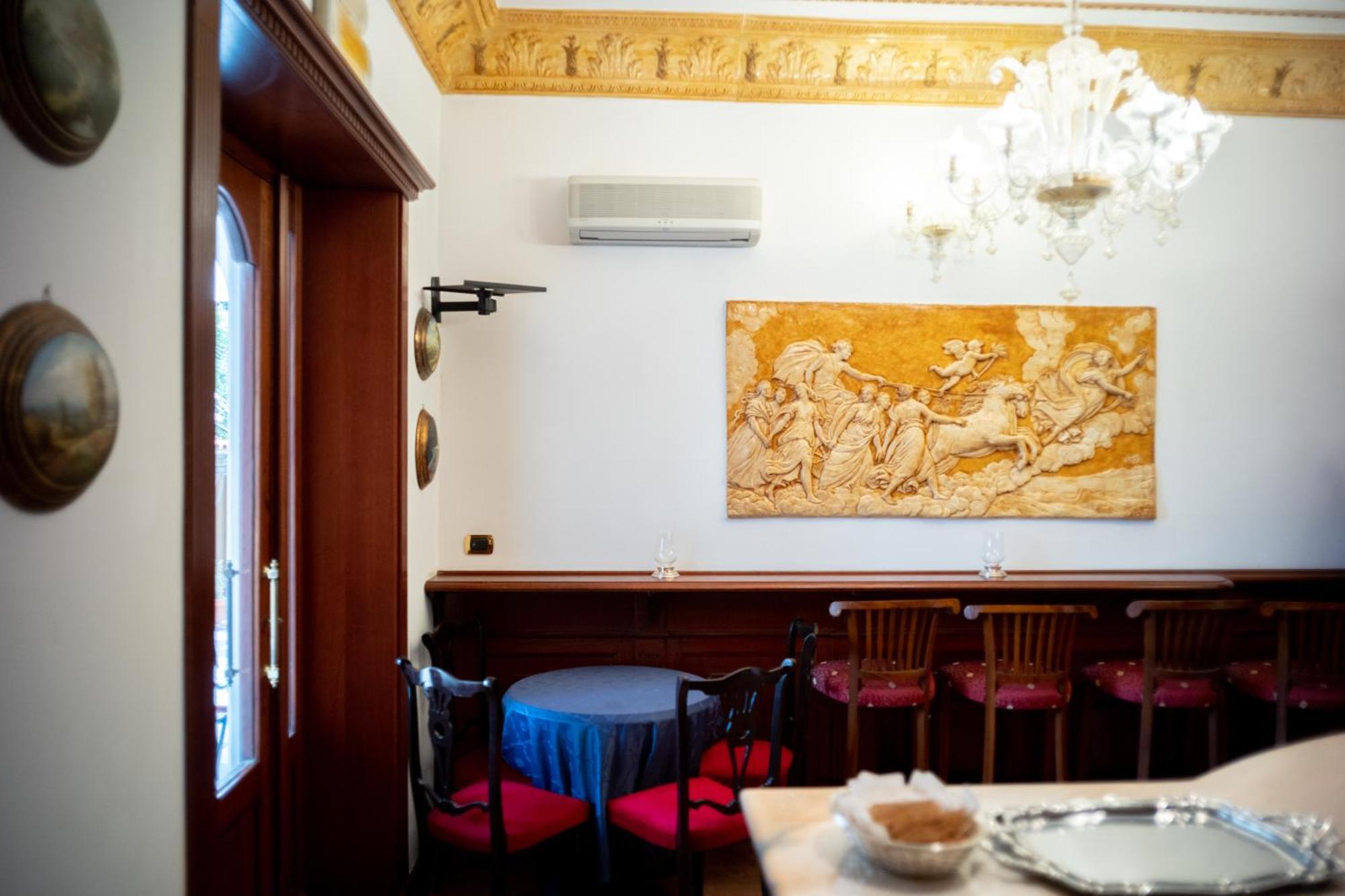 Euro Hotel Iglesias Eksteriør billede